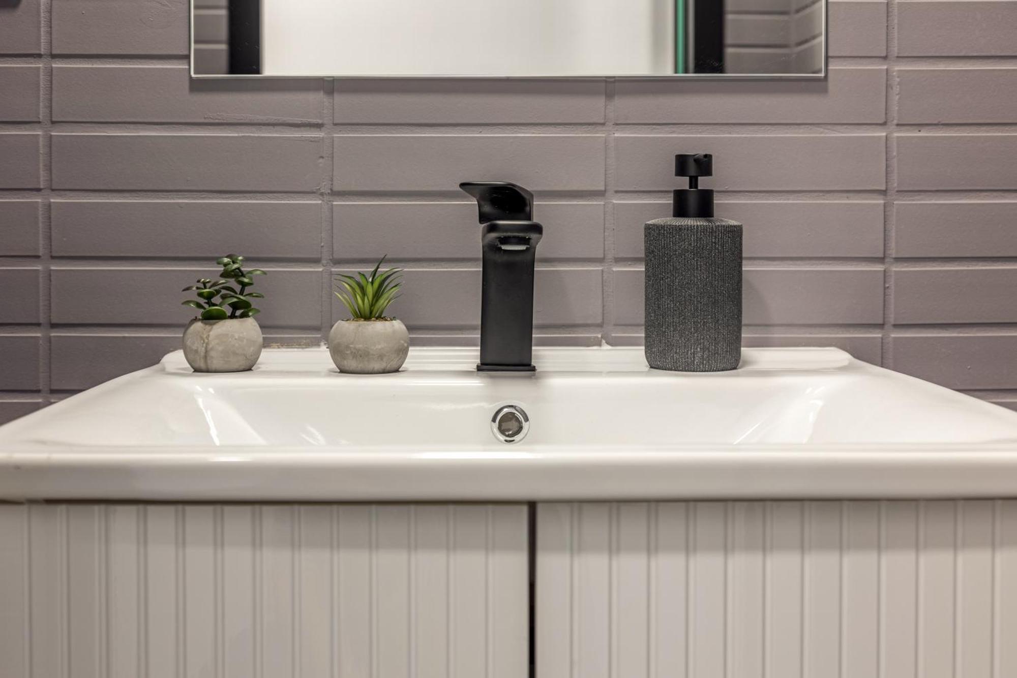 הרקליון Maricool Minimal Spacious Downtown Loft מראה חיצוני תמונה